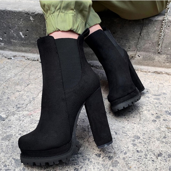 𝙇𝙖𝙨𝙩 𝙎𝙞𝙯 10🥇🖤Blk Suede Lug Sole Platform - Picture 4 of 8